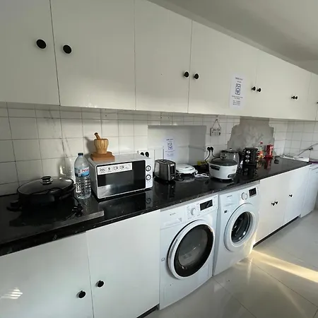 Owls Ildefonso אכסניה *