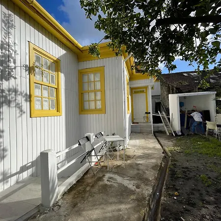 Owls Ildefonso אכסניה *