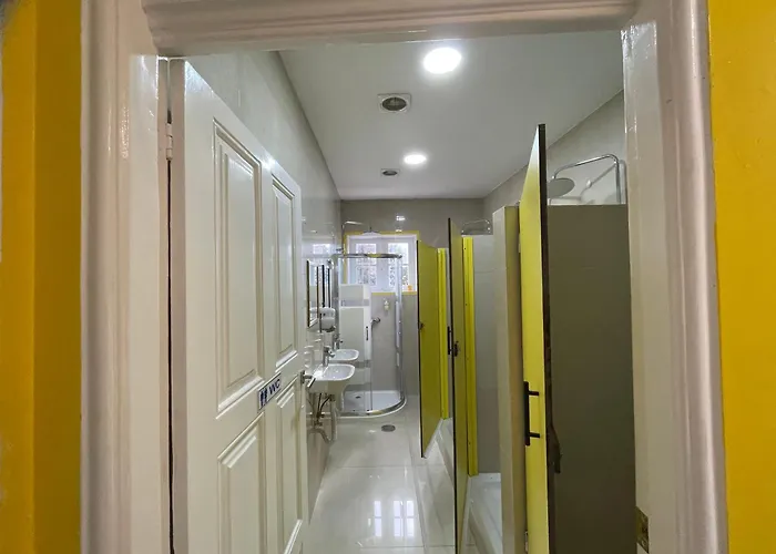 Owls Ildefonso Vandrarhem *