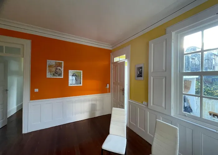 Owls Ildefonso بيت شباب